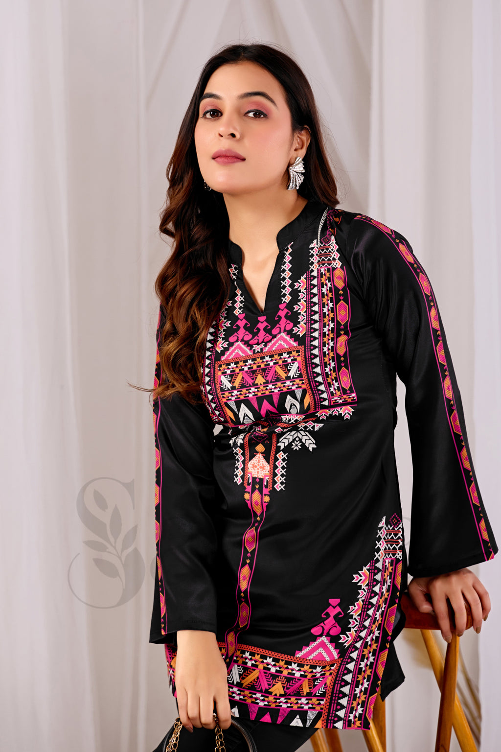 Saayra Cotton Silk Printed Kurta Set Women Black